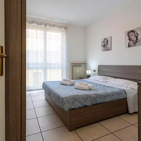 Duca'S Suite - Appartamento Novara Exterior photo