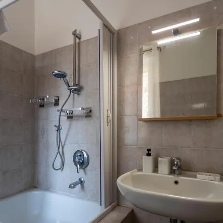 Duca'S Suite - Appartamento Novara Exterior photo